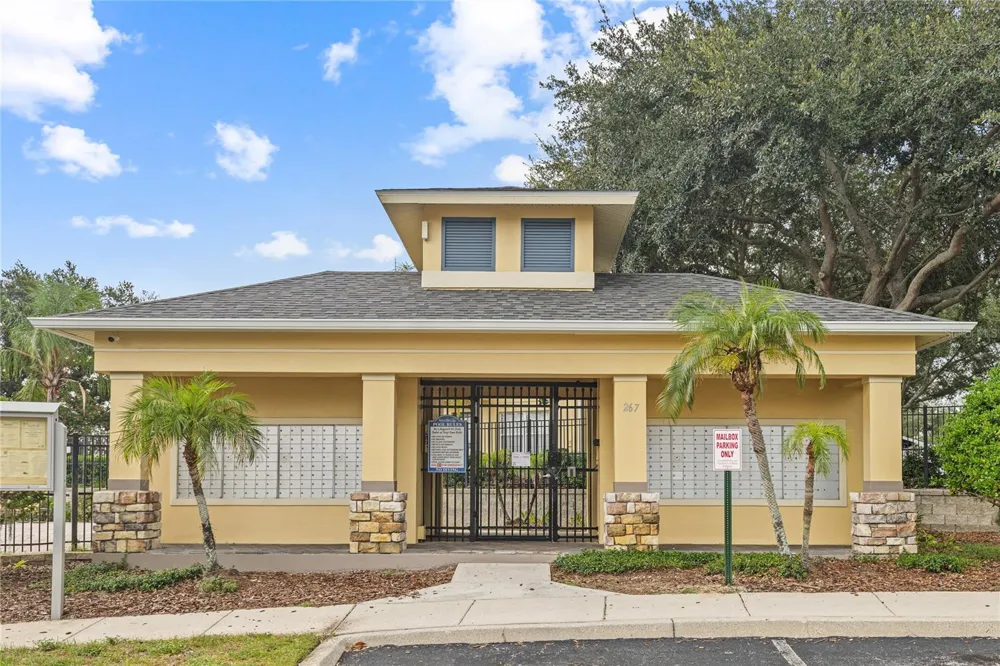 216 DRAGONS FIRE PLACE Valrico, FL 33594