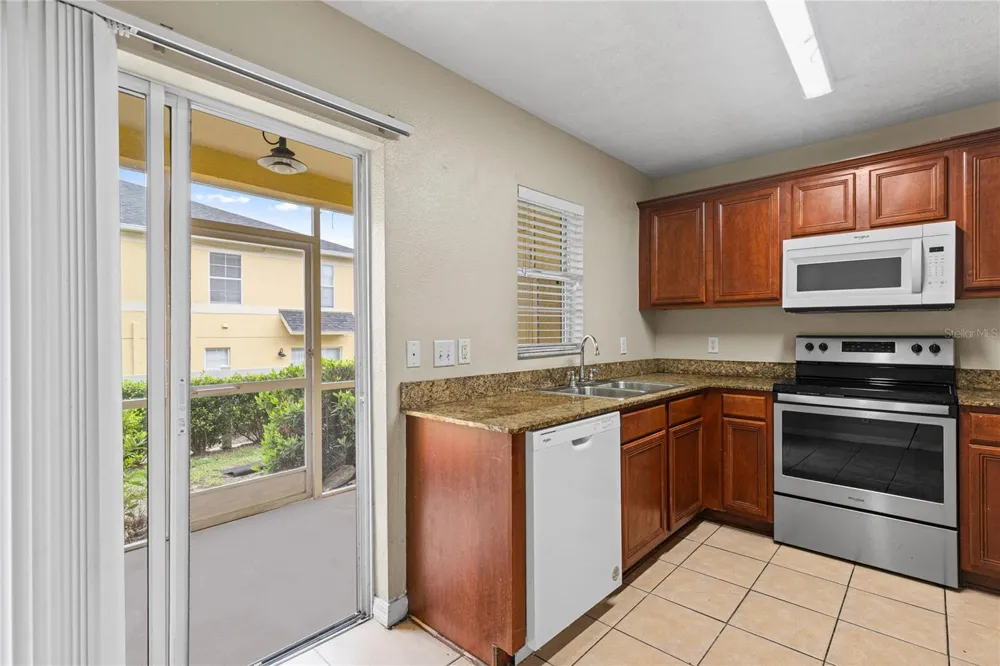 216 DRAGONS FIRE PLACE Valrico, FL 33594