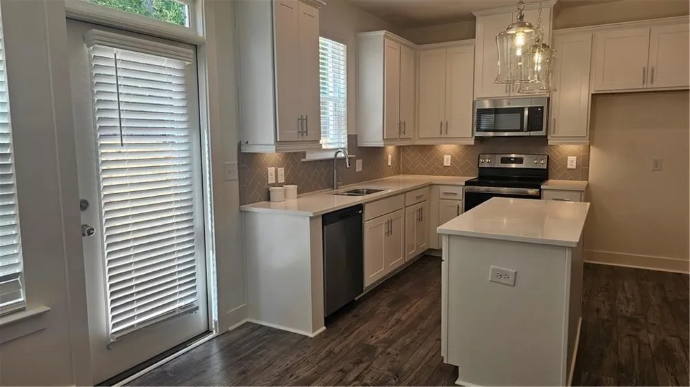 153 Auburn Valley Way Auburn, GA 30011
