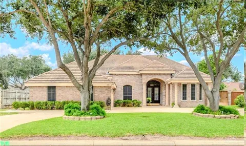 2513 Kings Drive
