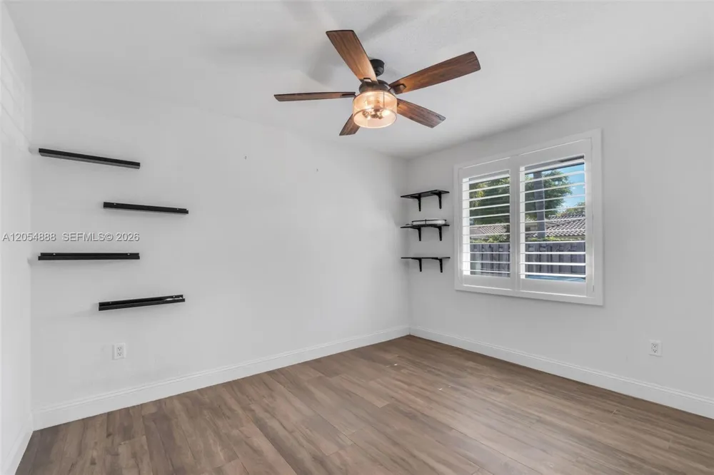 15260 SW 143rd St Miami, FL 33196