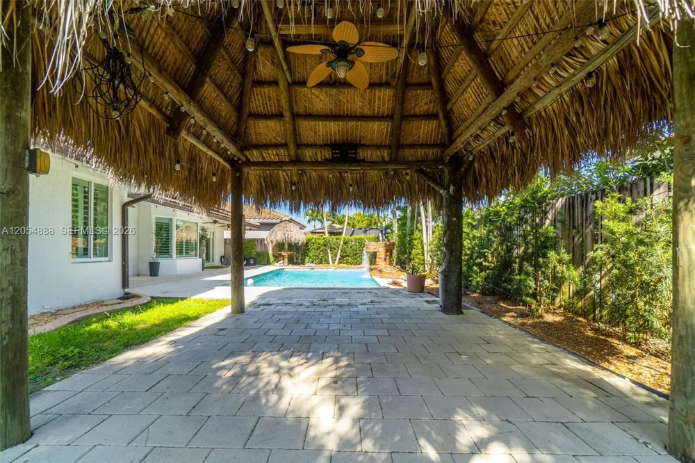 15260 SW 143rd St Miami, FL 33196