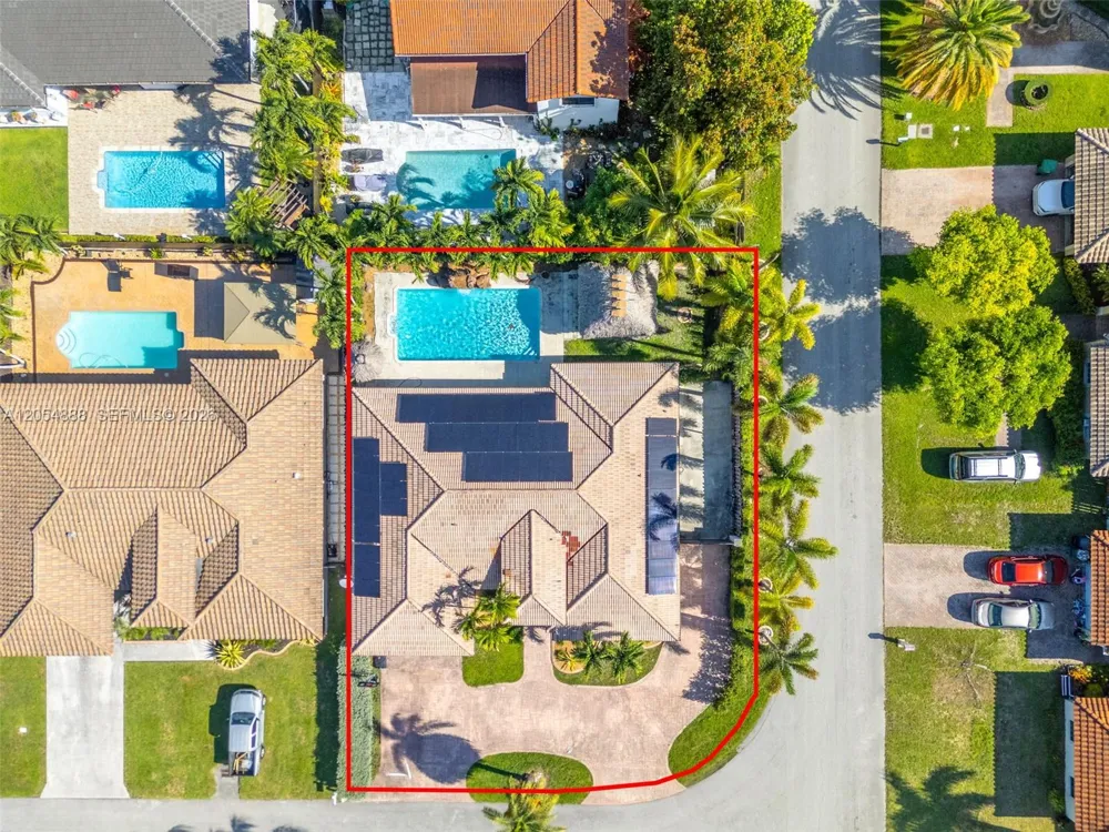 15260 SW 143rd St Miami, FL 33196