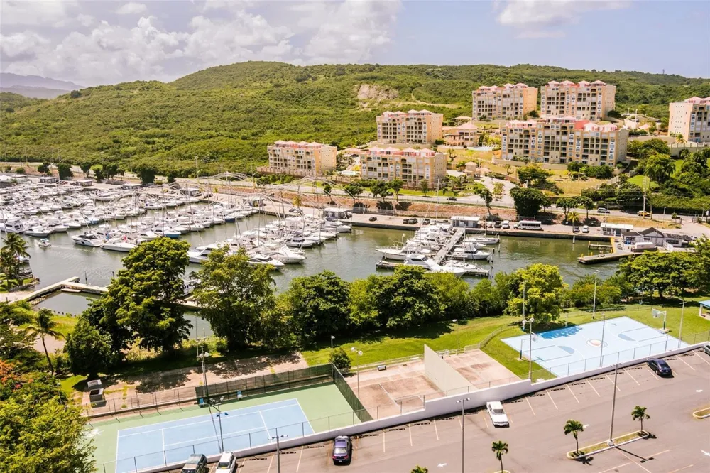 200 AVENIDA MARINA VIEW DOS MARINAS II #2706 Fajardo, PR 00738