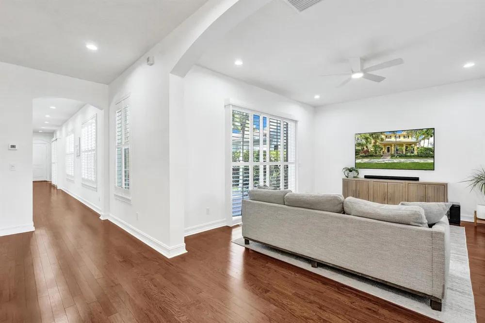 111 LEATHER LEAF DRIVE Jupiter, FL 33458