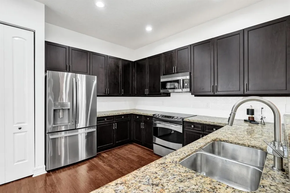 111 LEATHER LEAF DRIVE Jupiter, FL 33458