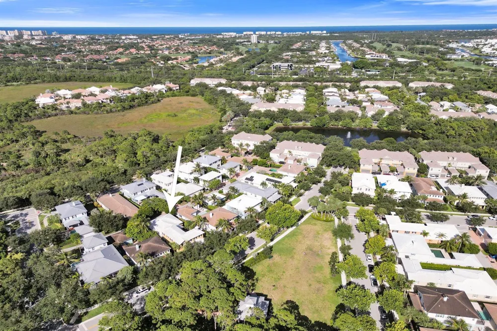 111 LEATHER LEAF DRIVE Jupiter, FL 33458