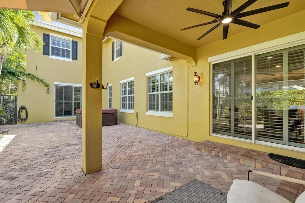 111 LEATHER LEAF DRIVE Jupiter, FL 33458