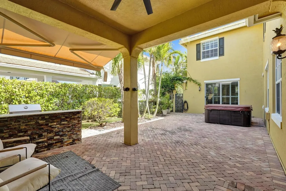 111 LEATHER LEAF DRIVE Jupiter, FL 33458