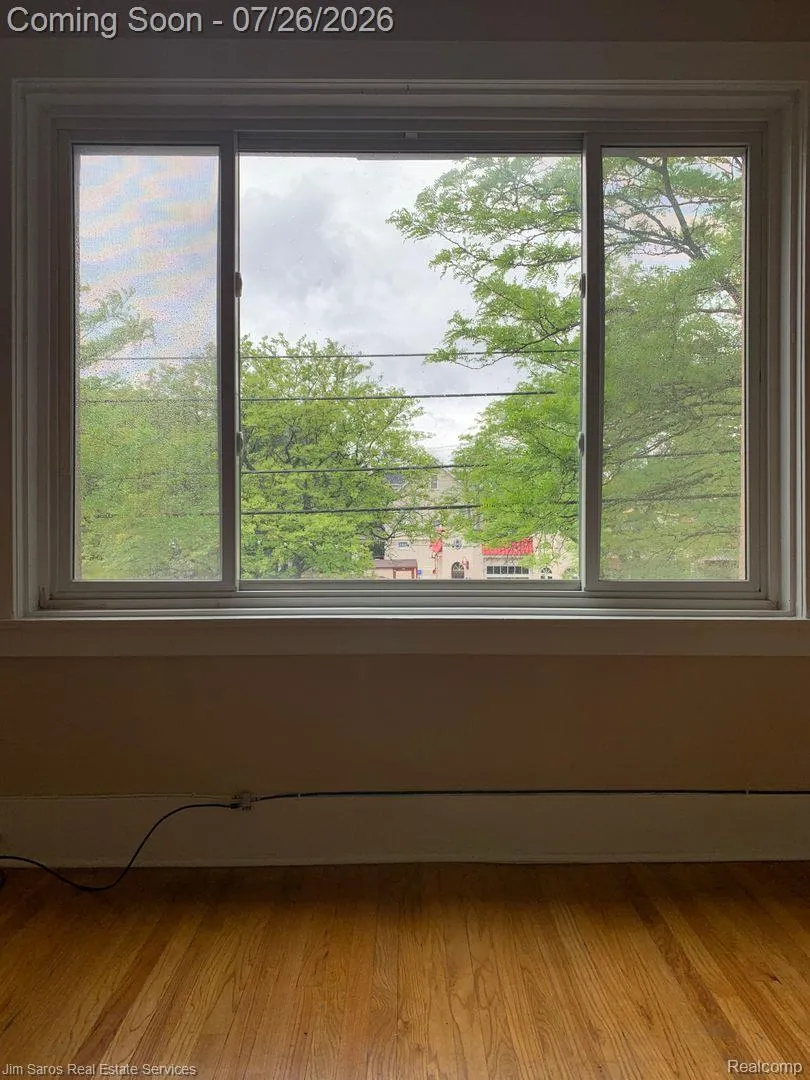 1178 Beaconsfield #3 Grosse Pointe Park City, MI 48230
