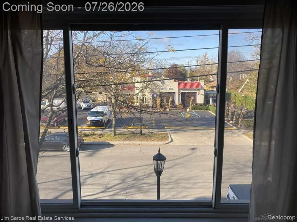 1178 Beaconsfield #3 Grosse Pointe Park City, MI 48230