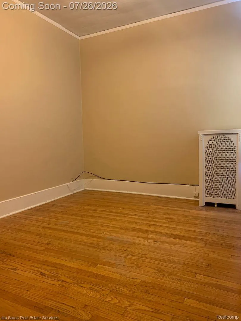 1178 Beaconsfield #3 Grosse Pointe Park City, MI 48230