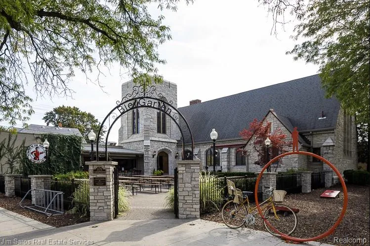 1178 Beaconsfield #3 Grosse Pointe Park City, MI 48230