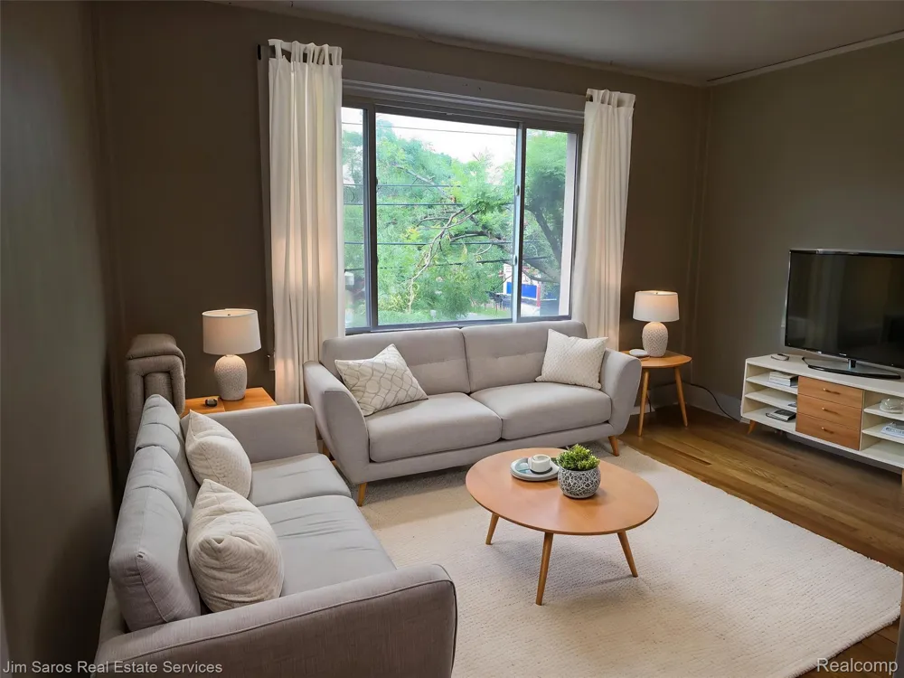 1178 Beaconsfield #3 Grosse Pointe Park City, MI 48230