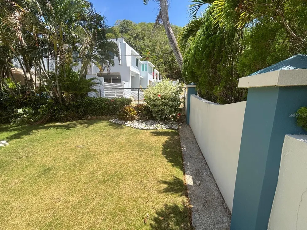 2 RAMAL 685 BO TIERRAS NUEVAS SEC LOS RABANOS Manati, PR 00674