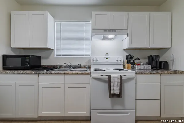391 Riverside Dr #UNIT #12 Eagle Pass, TX 78852