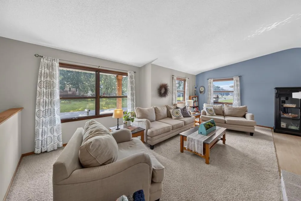 177 2nd Avenue SE Mazeppa, MN 55956