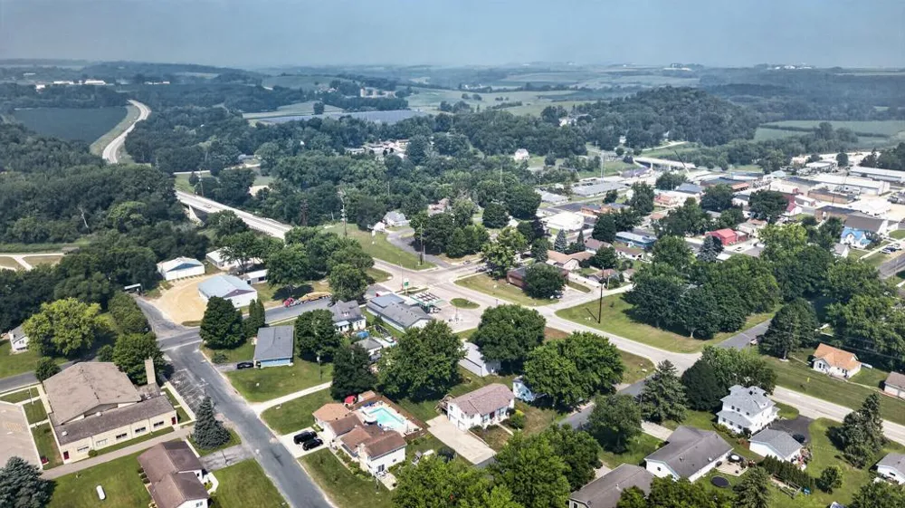 177 2nd Avenue SE Mazeppa, MN 55956