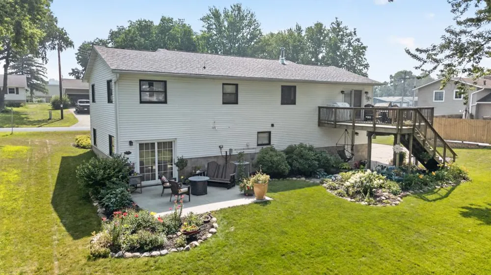 177 2nd Avenue SE Mazeppa, MN 55956