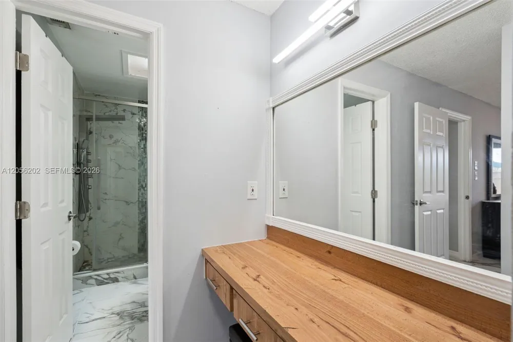 4541 ring neck road #35-A Orlando, FL 32808