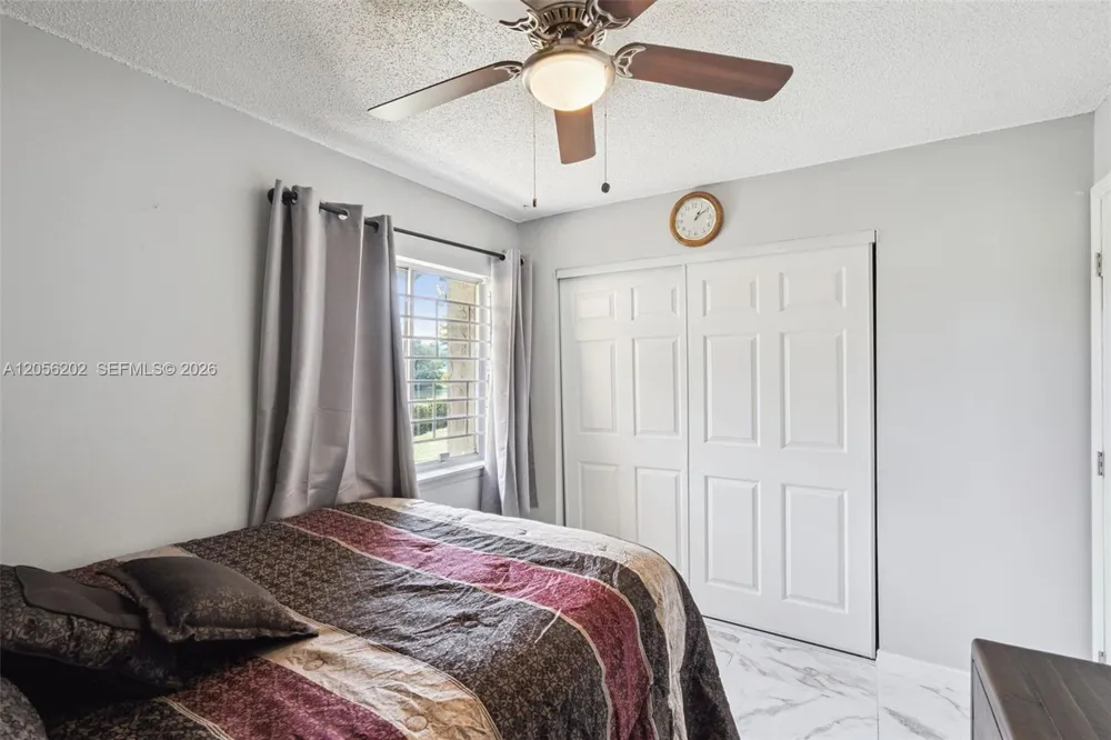 4541 ring neck road #35-A Orlando, FL 32808