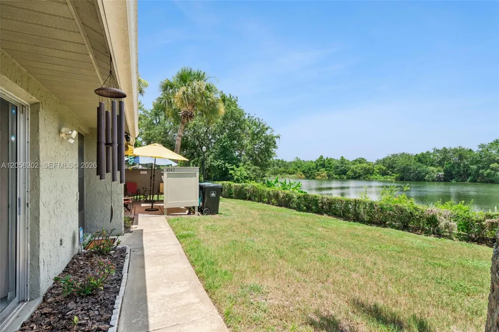 4541 ring neck road #35-A Orlando, FL 32808