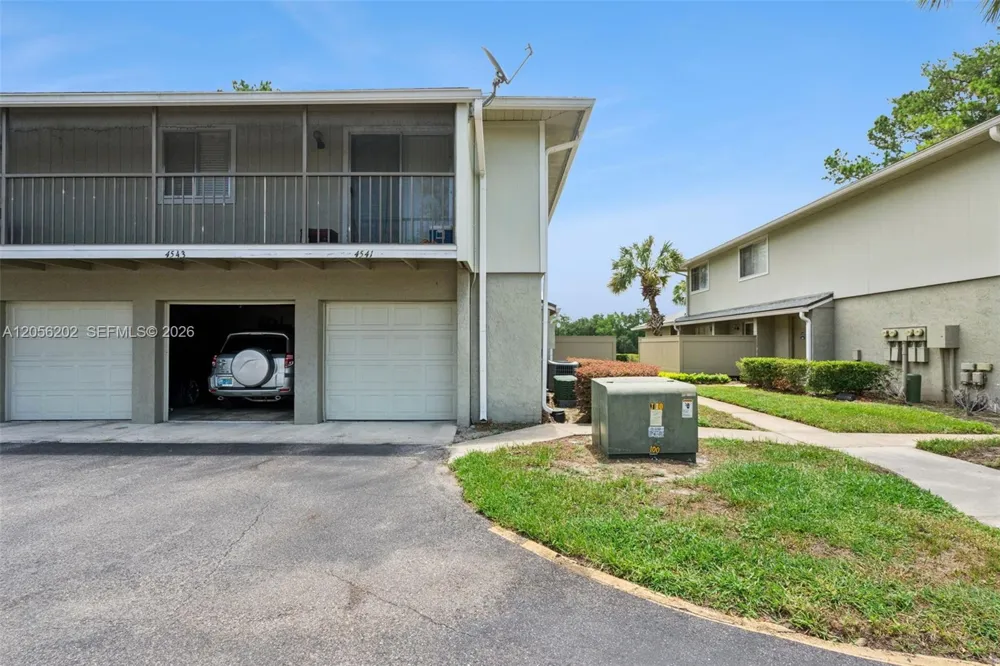 4541 ring neck road #35-A Orlando, FL 32808