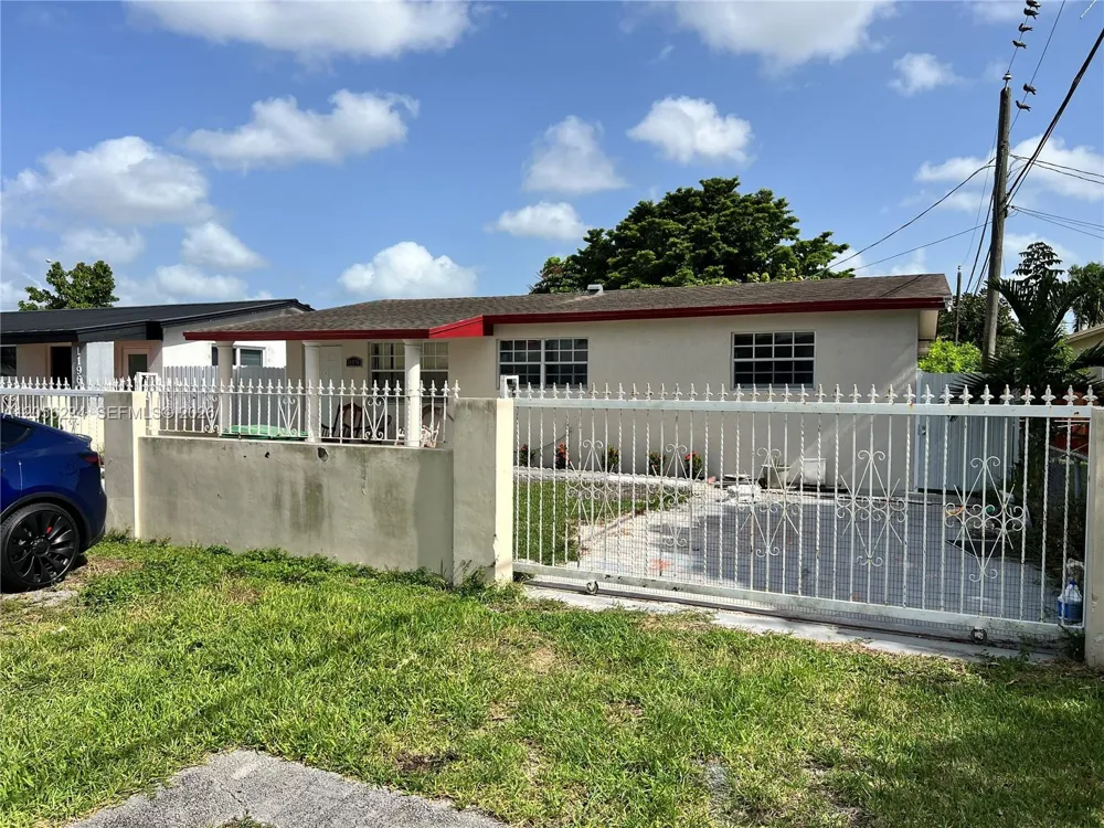 11970 SW 4th Ter Miami, FL 33184