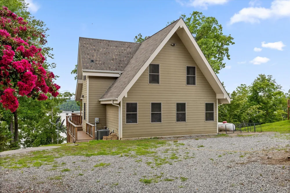 13123 Eldridge Road Harrison, TN 37341