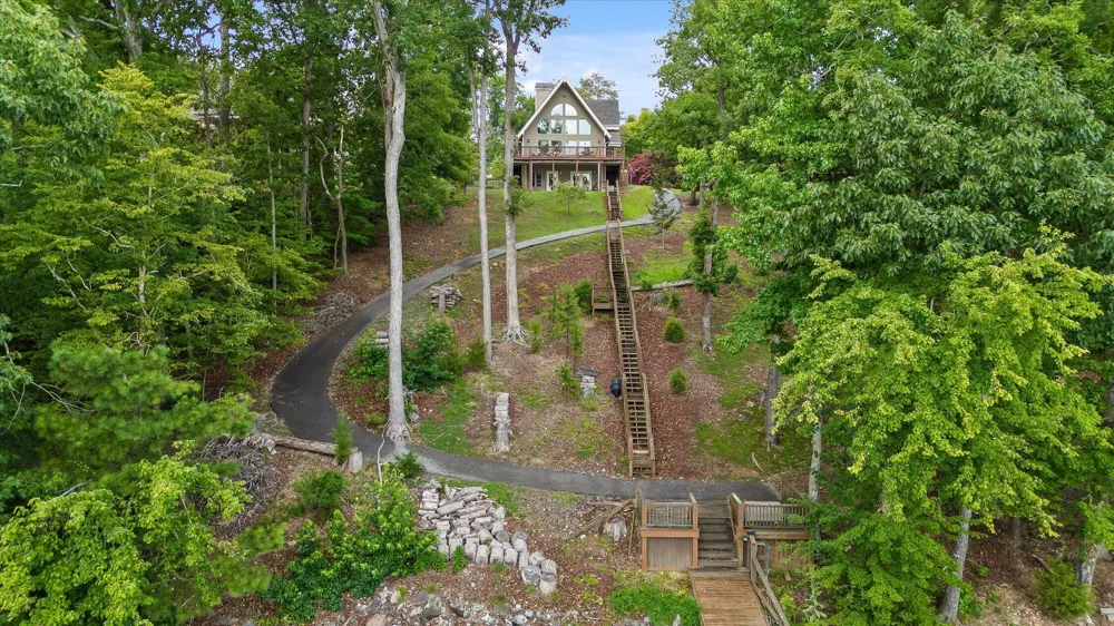 13123 Eldridge Road Harrison, TN 37341