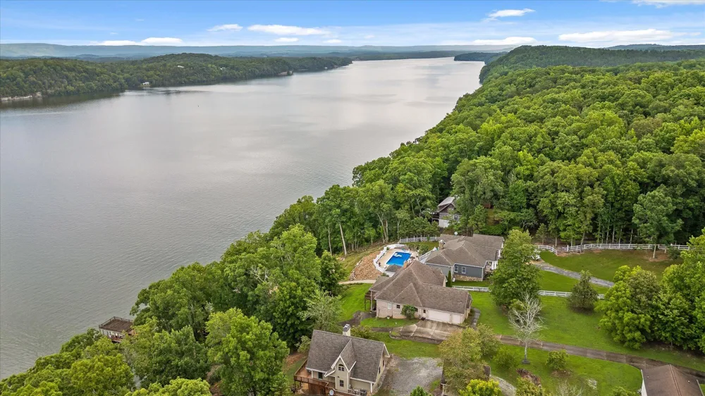 13123 Eldridge Road Harrison, TN 37341