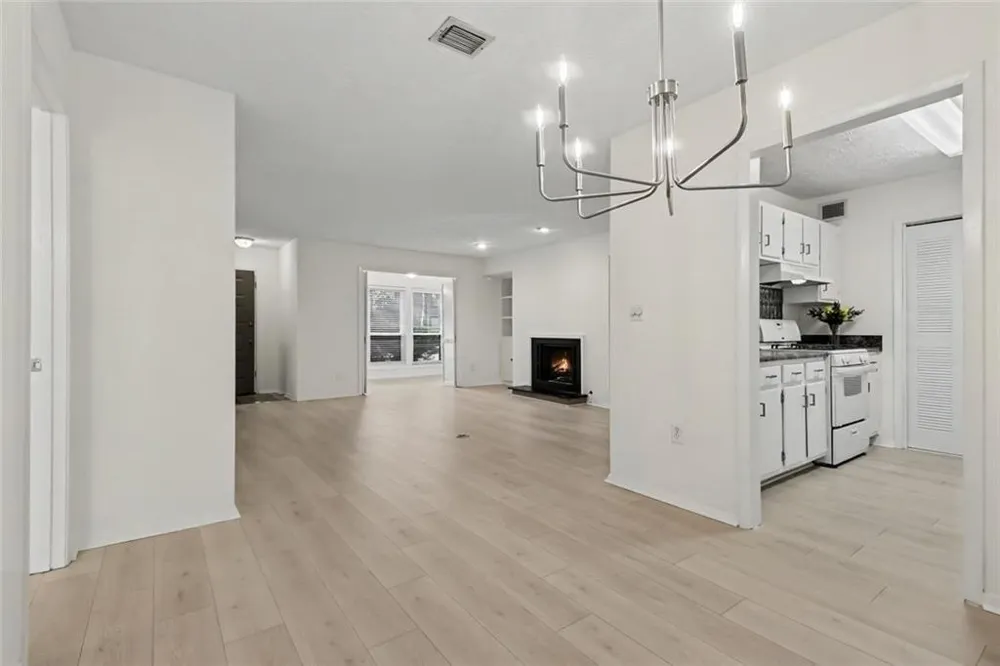 101 Dunbar Drive Dunwoody, GA 30338