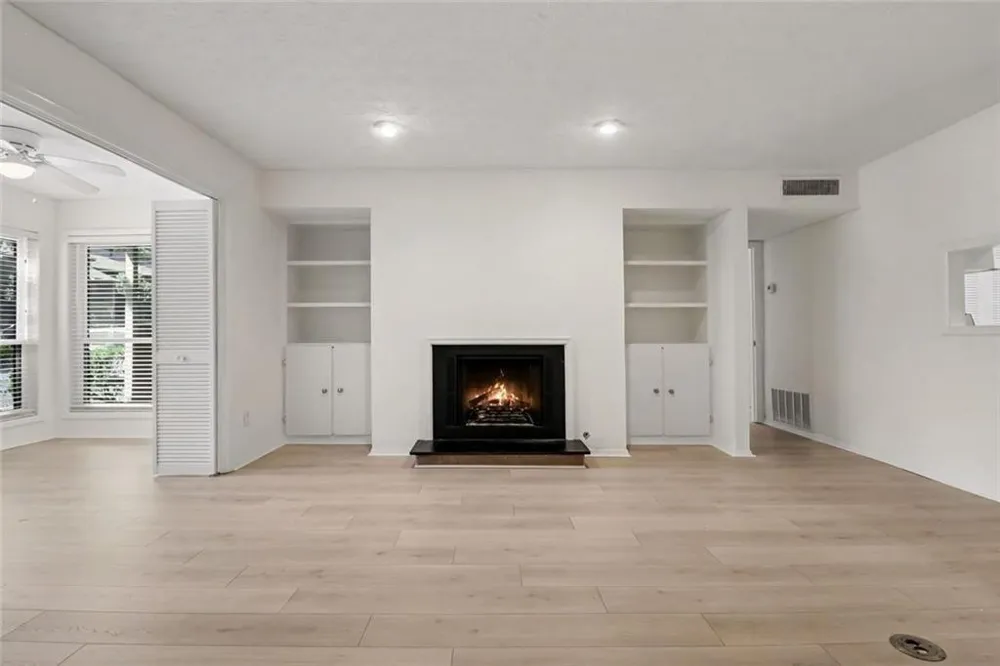 101 Dunbar Drive Dunwoody, GA 30338
