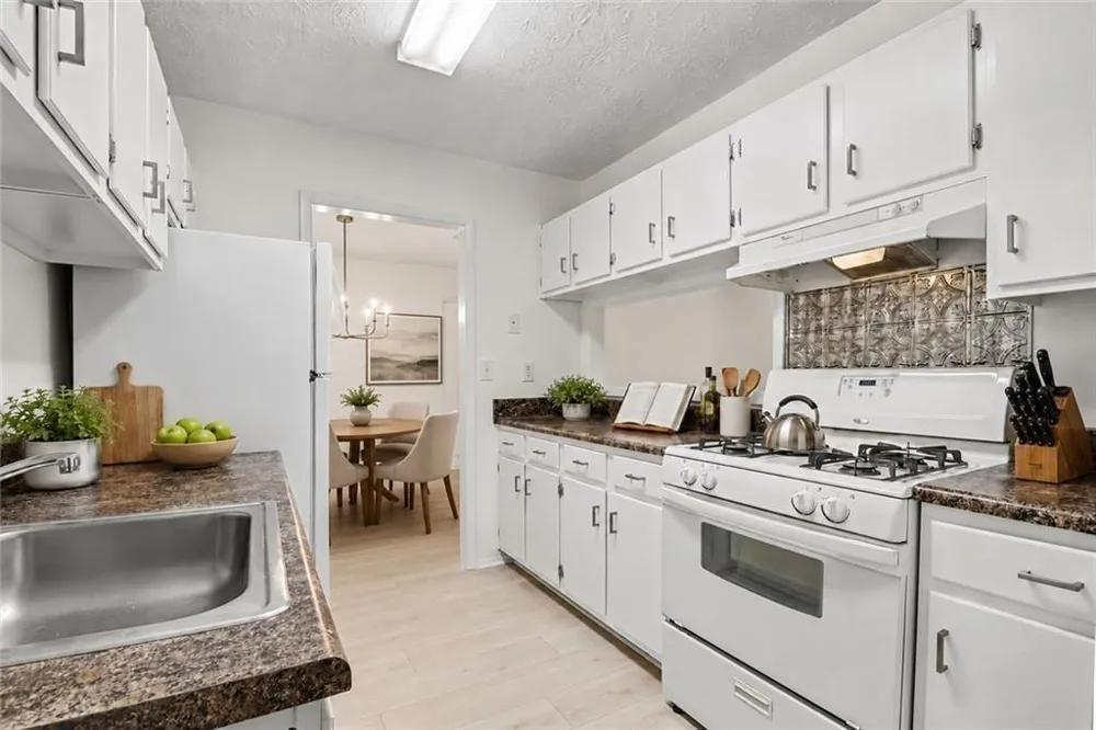 101 Dunbar Drive Dunwoody, GA 30338
