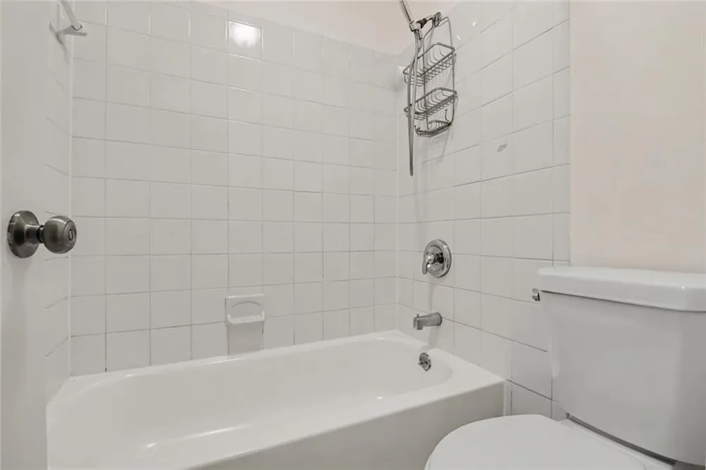 101 Dunbar Drive Dunwoody, GA 30338
