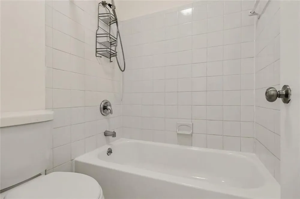 101 Dunbar Drive Dunwoody, GA 30338