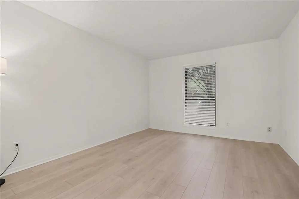 101 Dunbar Drive Dunwoody, GA 30338