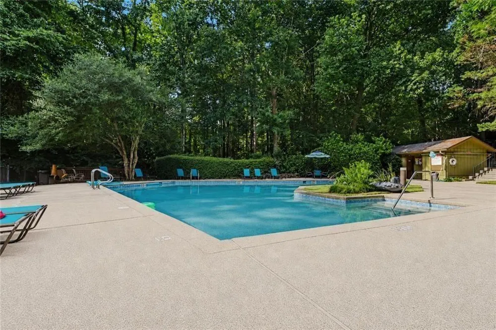 101 Dunbar Drive Dunwoody, GA 30338