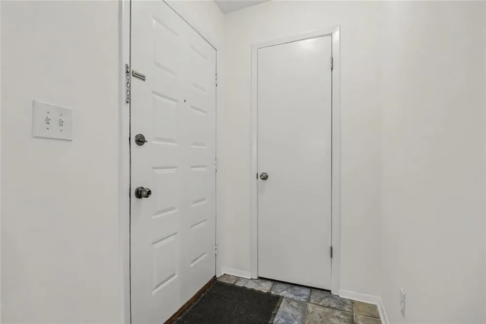101 Dunbar Drive Dunwoody, GA 30338