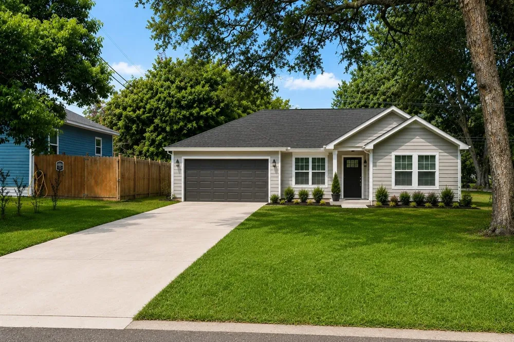 2606 Houston Drive La Marque, TX 77568