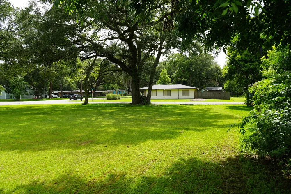 2606 Houston Drive La Marque, TX 77568