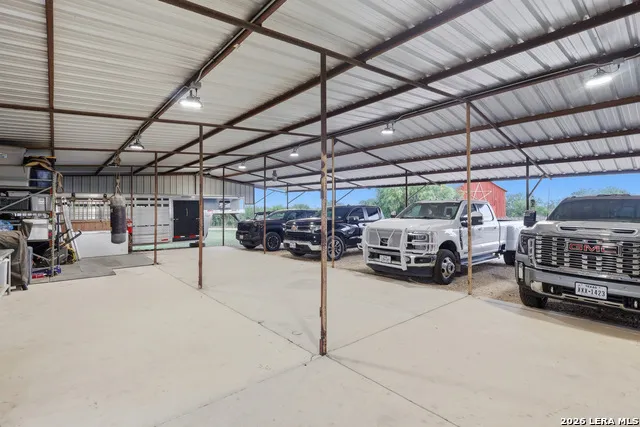 10085 Fm 775 La Vernia, TX 78121