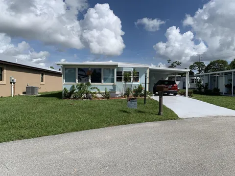 8 Brisa Lane