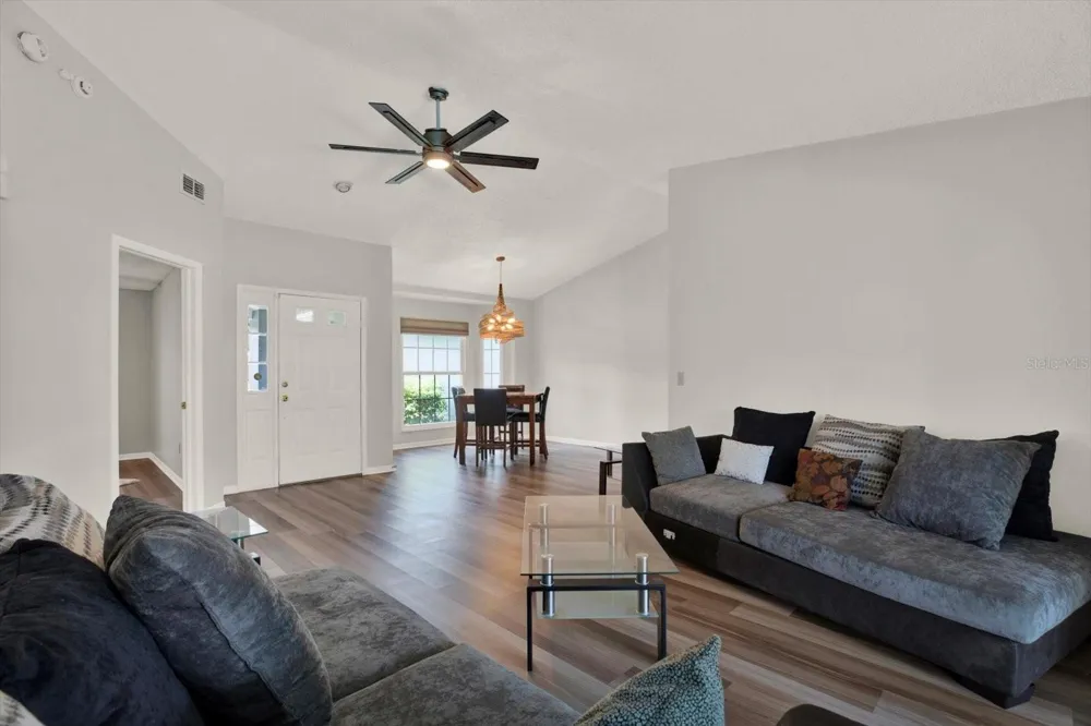 1805 TAWNEE PLACE Brandon, FL 33510