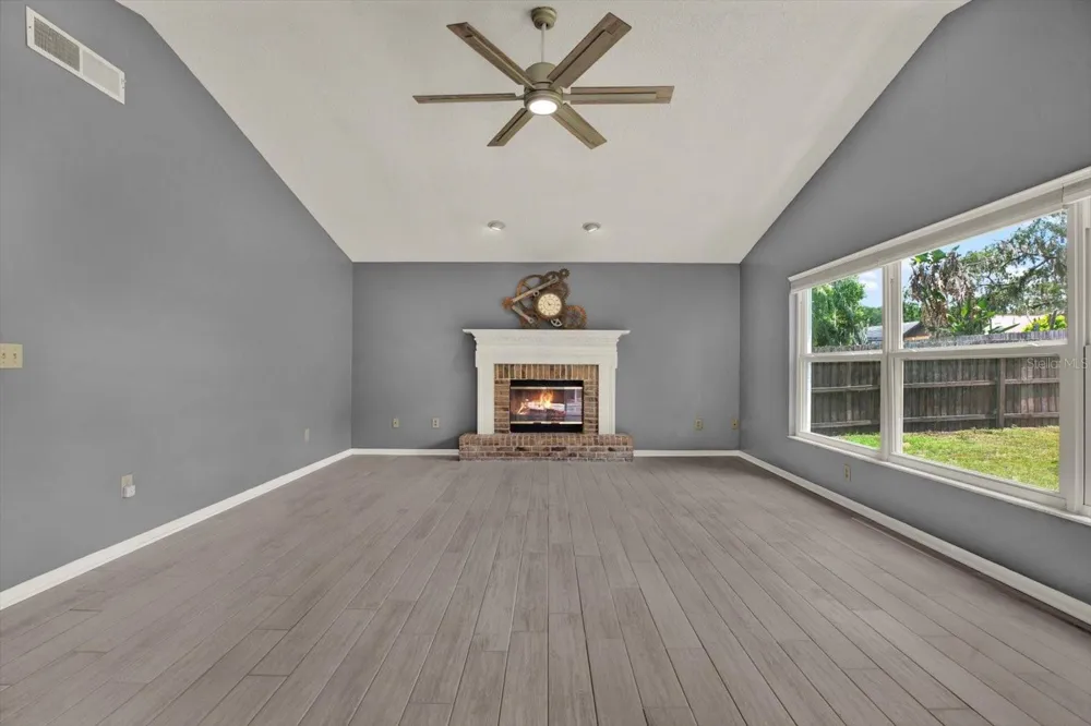 1805 TAWNEE PLACE Brandon, FL 33510