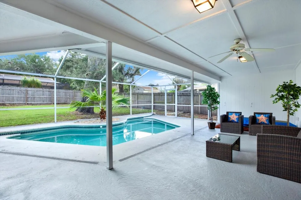 1805 TAWNEE PLACE Brandon, FL 33510