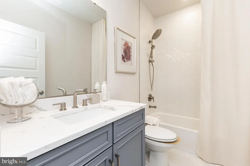11595 PATRIOTIC LANE Reston, VA 20190