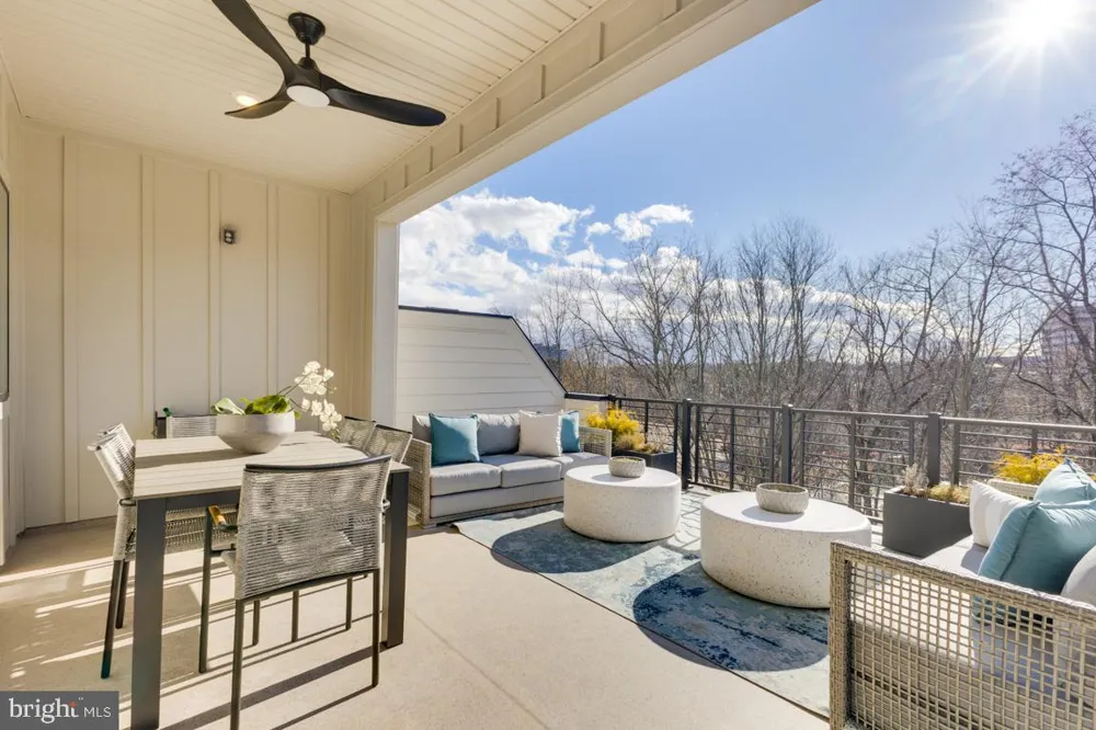 11595 PATRIOTIC LANE Reston, VA 20190