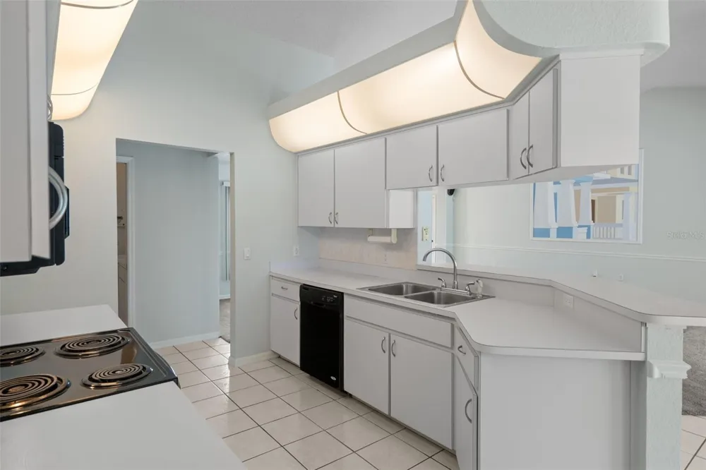 7401 BLACKBIRD AVENUE Weeki Wachee, FL 34613