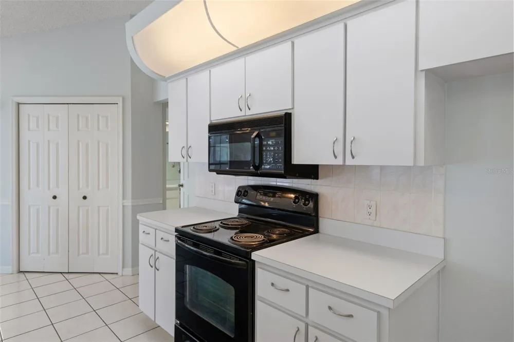 7401 BLACKBIRD AVENUE Weeki Wachee, FL 34613